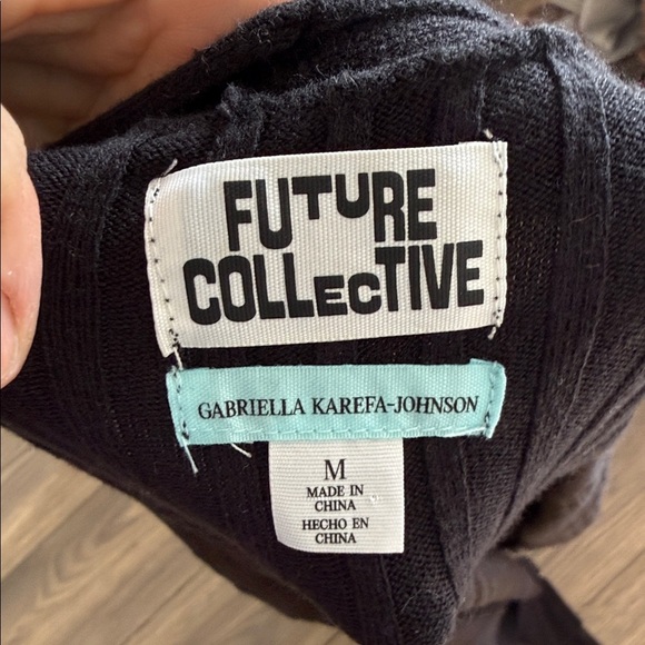 Future Collective Black Sweater duster size medium 3 button closure - Picture 3 of 11